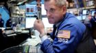 epa02987440 Traders work on the floor of the New York Stock Exchange before the Closing Bell in New York, New York, USA, on 3