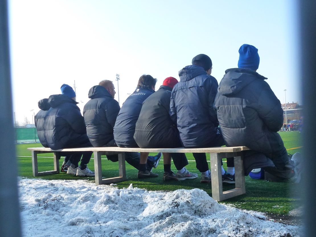 fcb-trainerbank mit walker