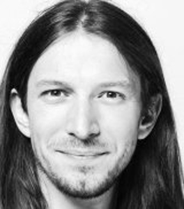 Etrit Hasler ist Slampoet, Journalist und SP-Kantonsrat in St. Gallen.