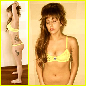 Ganz normal: Lady Gaga postet auf ihrer Fan-Page «Little Monsters» ungeschminkte Fotos von sich. 
