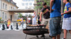 In der Aktienmühle kann jeder sein eigenes Grillgut mitbringen