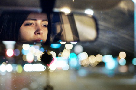 Luna Mijovi als Mia im Traumland