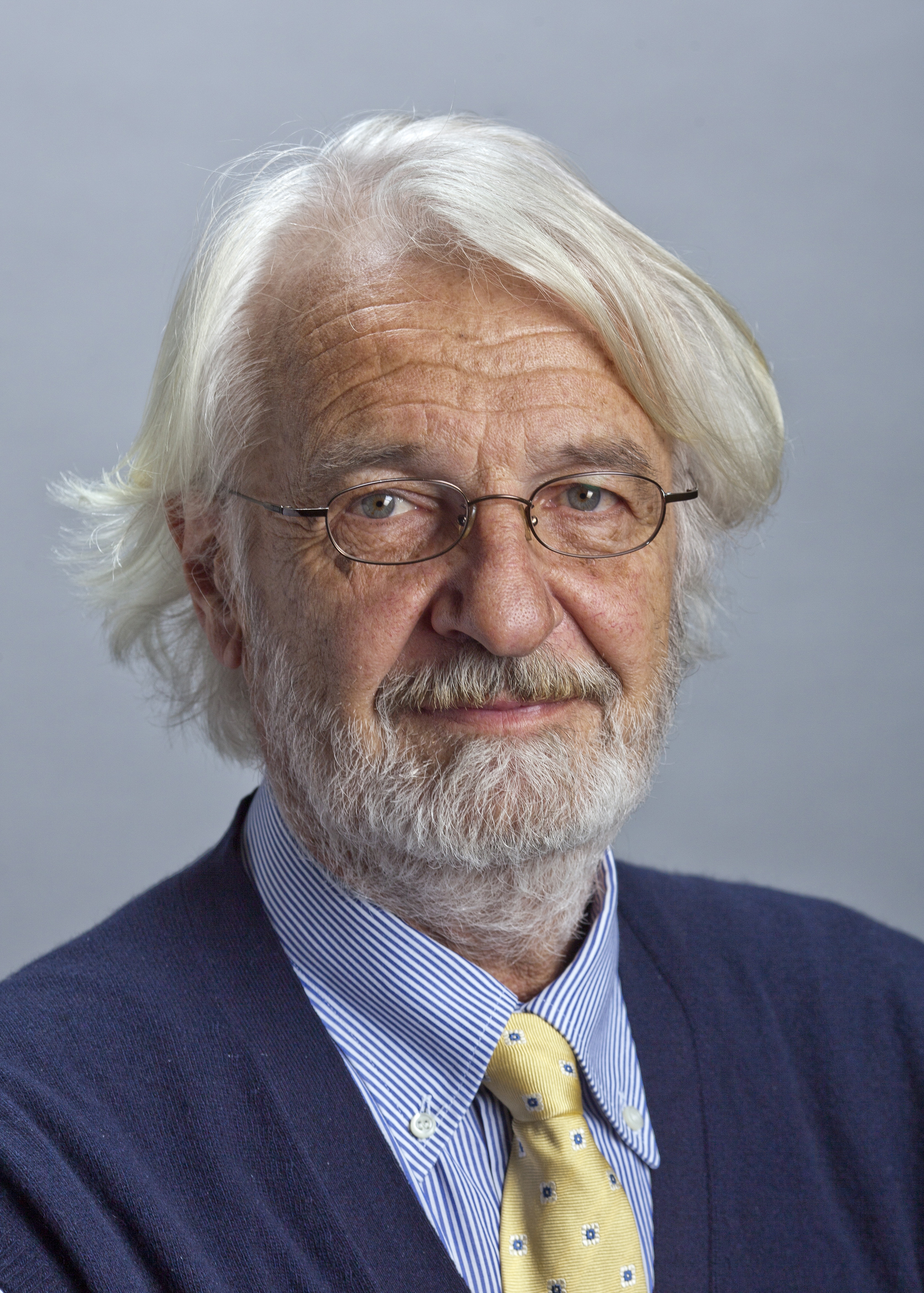 8.Dez.2011; Portrait Nationalrat Rusconi Pierre, SVP-TI. (Monika Flueckiger/freshfocus)