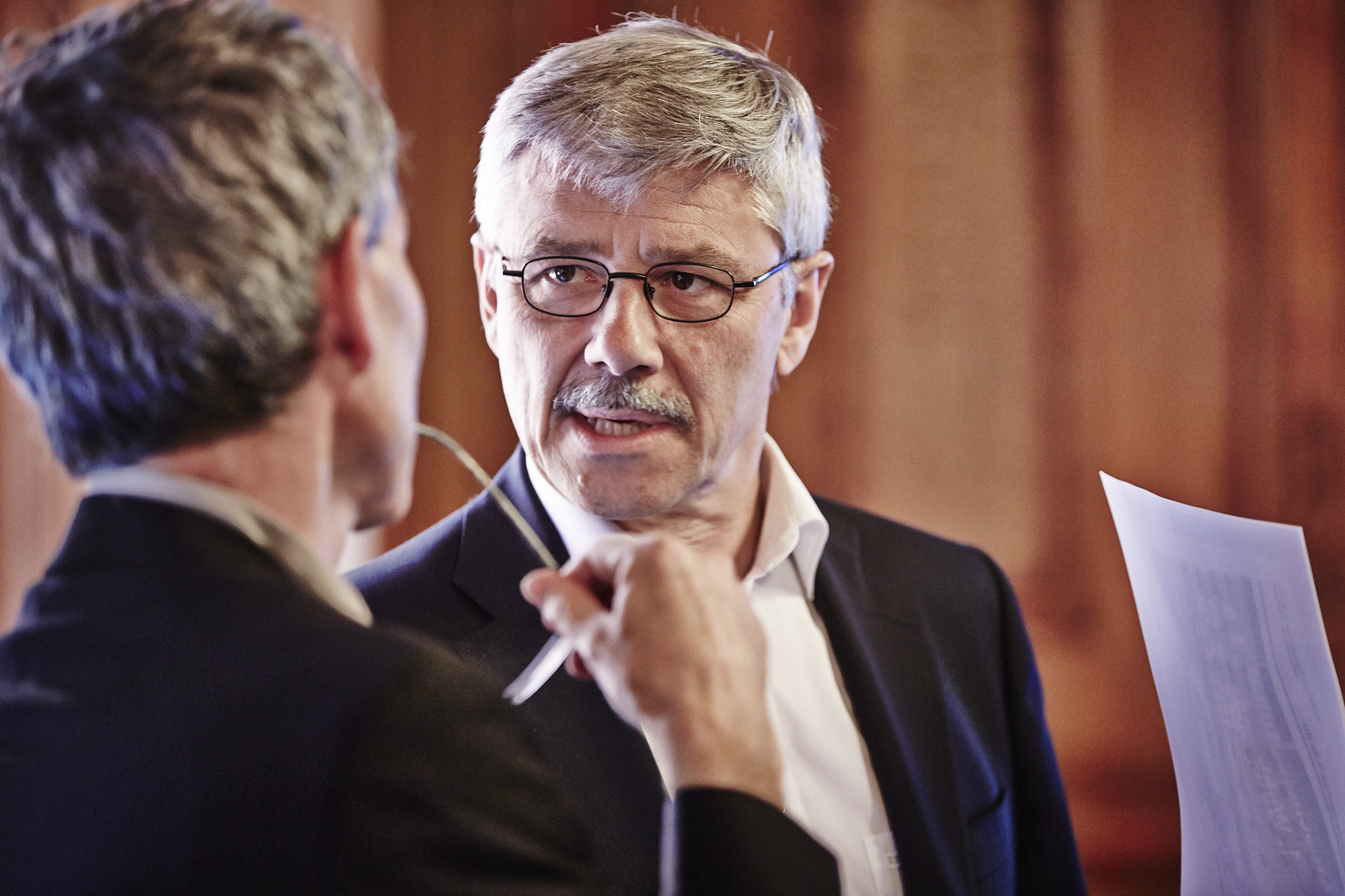 Um seinen Job geht es: Nach einem Spesenskandal hat CVP-Gesundheitsdirektor Carlo Conti seinen Rücktritt angekündigt.