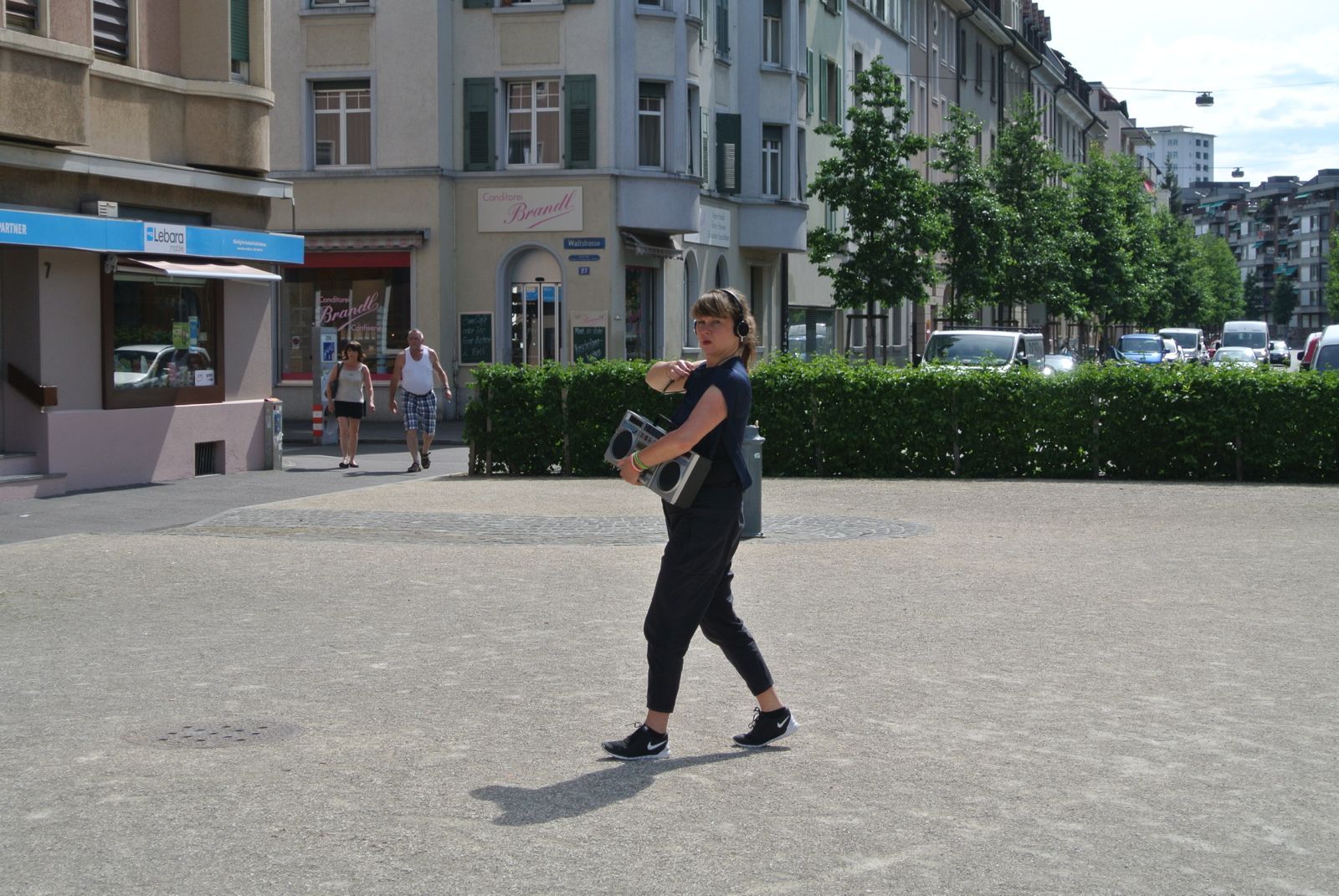 «Lest See Where We Are»: Reise in die Vergangenheit und Zukunft des Voltaplatzes. (Bild: Dominique Spirgi)