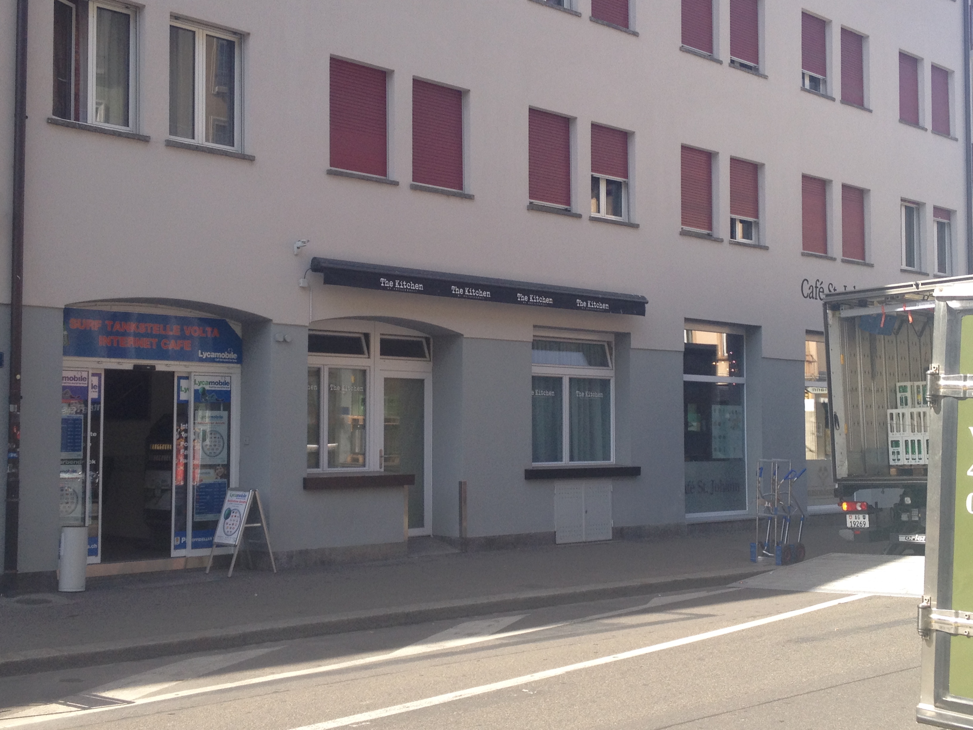 Zwischen Migros und Café St. Johann tut sich was.