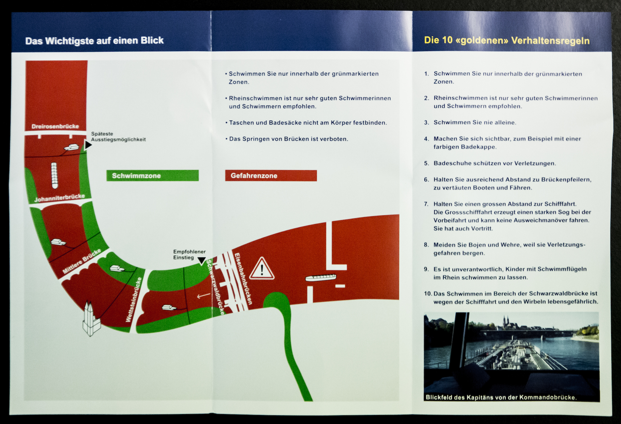 «Auf der sicheren Seite»: Der Flyer zum Rheinschwimmen der Kantonspolizei Basel-Stadt.