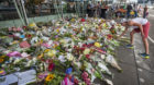 Blumen am Flughafen Schipol in Amsterdam, von wo aus die Unglücksmaschine gestartet war.