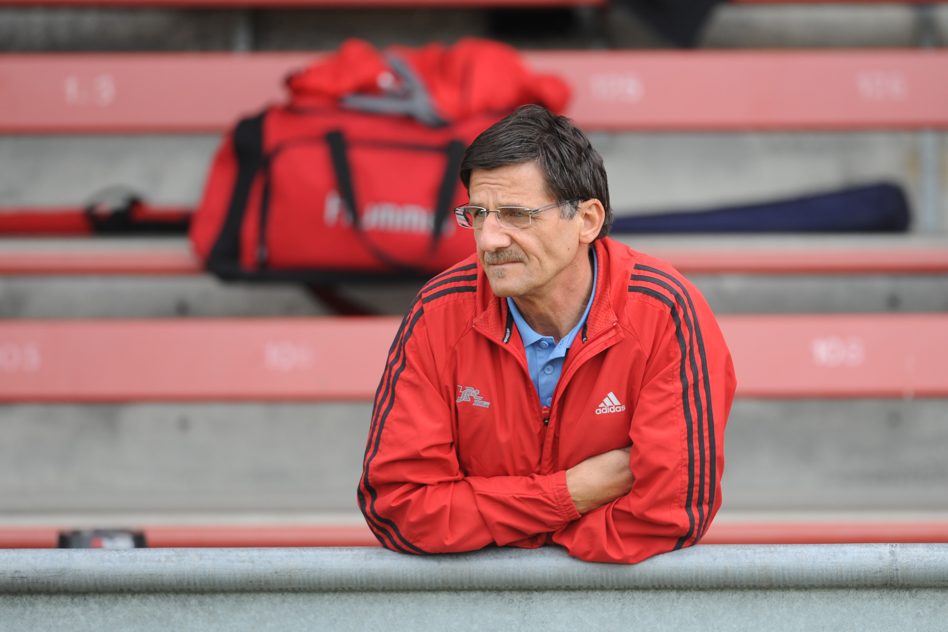 Beobachtet einen Aufschwung in der Leichtathletik: der Leistungssportchef des Verbandes, der Basler Peter Hass.