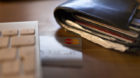 Online shopping with Visa or Mastercard, pictured in Zurich, Switzerland, on May 17, 2013. (KEYSTONE/Gaetan Bally)
Online ei