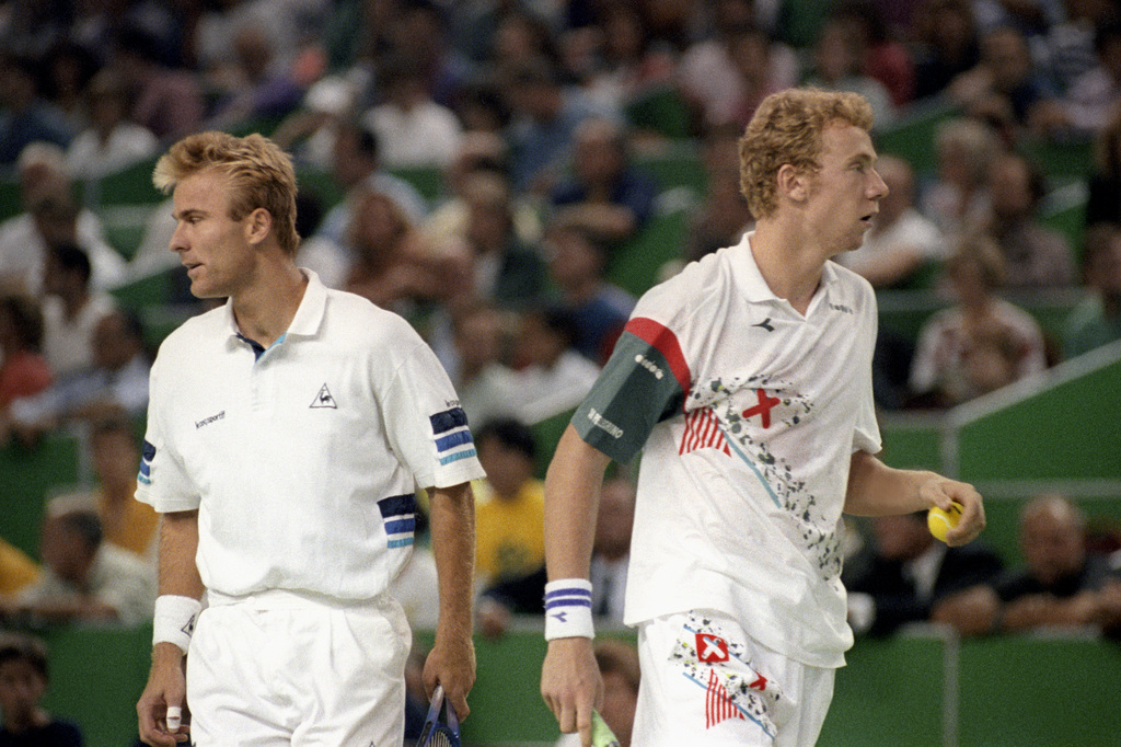 Den US-Amerikanern mehr Schwierigkeiten bereitet, als erwartet: Jakob Hlasek (links) und Marc Rosset im Final von 1992 in Fort Worth.