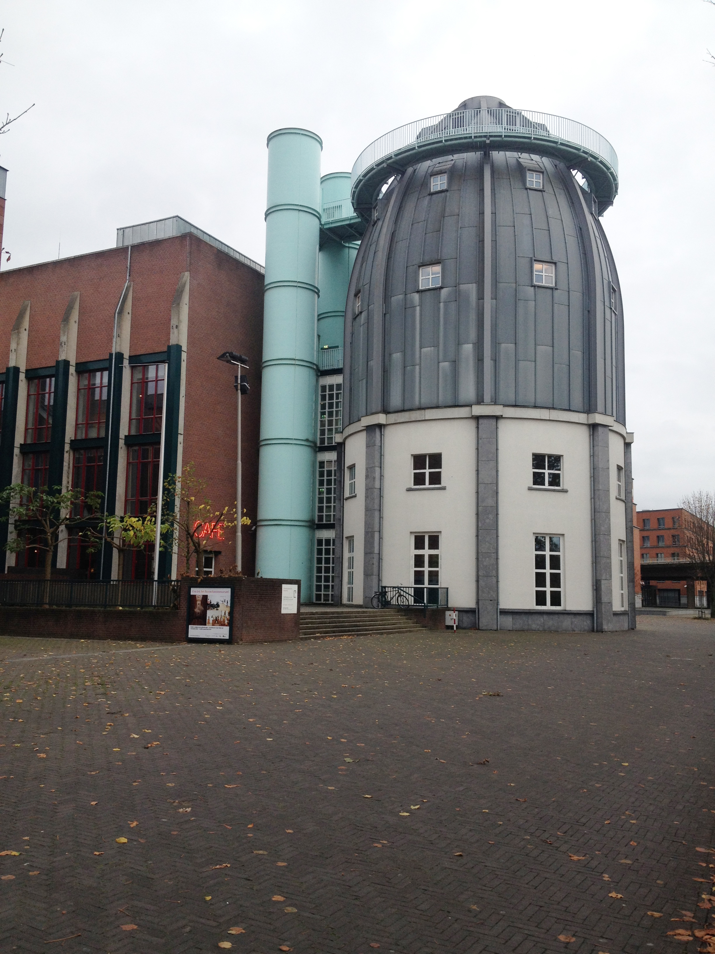 Das Bonnefannten ist berühmt für das Design der Architekten Aldo Rossi.