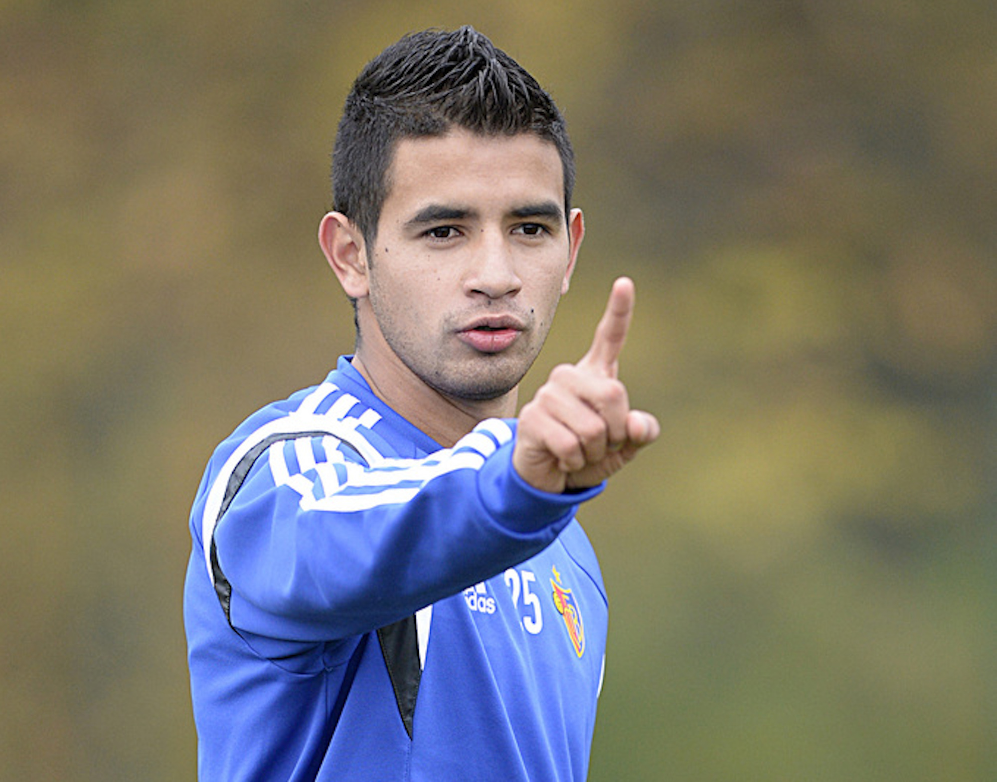 Derlis Gonzalez of Switzerland's FC Basel during a training session in the St. Jakob-Park training area in Basel, Switzerland, on Tuesday, November 25, 2014. Switzerland's FC Basel 1893 is scheduled to play against Spain's Real Madrid CF in an UEFA Champions League group B matchday 5 soccer match on Wednesday, November 26, 2014. (KEYSTONE/Georgios Kefalas)