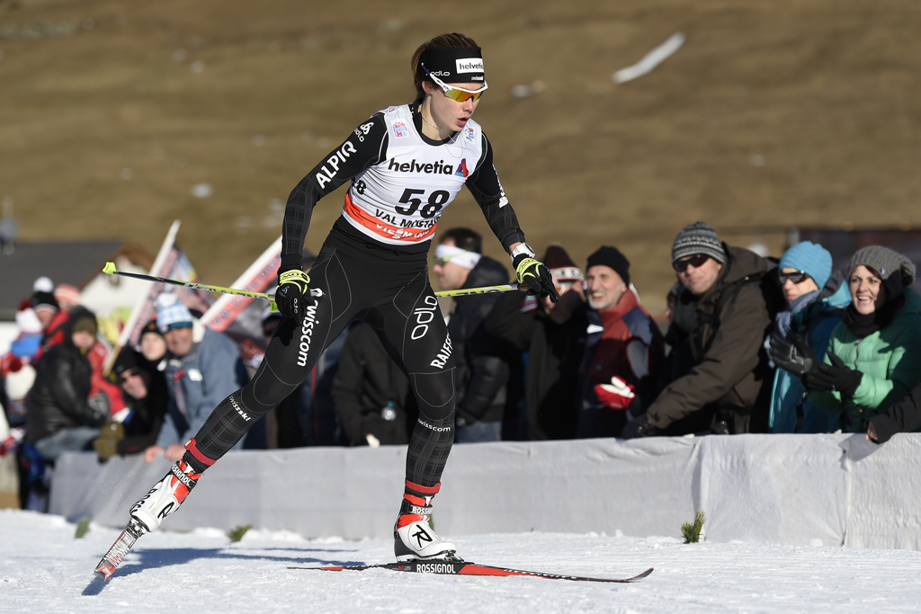 Laurien van der Graaff of Switzerland in action during the cross country skiing sprint qualification run at the FIS Tour de Ski in Tschierv, Val Muestair, Switzerland, on Tuesday, 06 January 2015. (KEYSTONE/Gian Ehrenzeller)