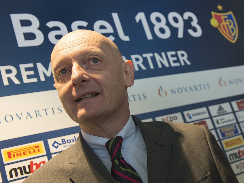 Martin Blaser – wird als neuer Direktor fuer Marketing, Verkauf und Business Development des Fussballclubs FC Basel 1893 vorgestellt, an einer Pressekonferenz im Stadion St. Jakob-Park in Basel am Dienstag, 2. April 2013. (KEYSTONE/Georgios Kefalas)