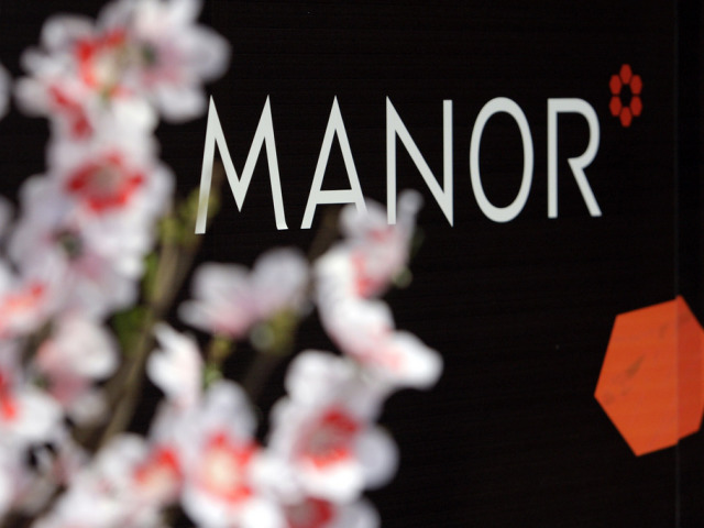 Baut Stellen am Hauptsitz in Basel ab: Manor.