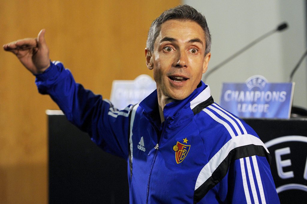 Paulo Sousa zeigt, wie hoch die Hürde FC Porto für den FC Basel sein dürfte.