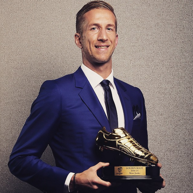 Marc Janko mit dem Golden Boot, der Auszeichnung für den besten Torschützen in der A-League: 16 Tore beim FC Sydney reichten dafür.