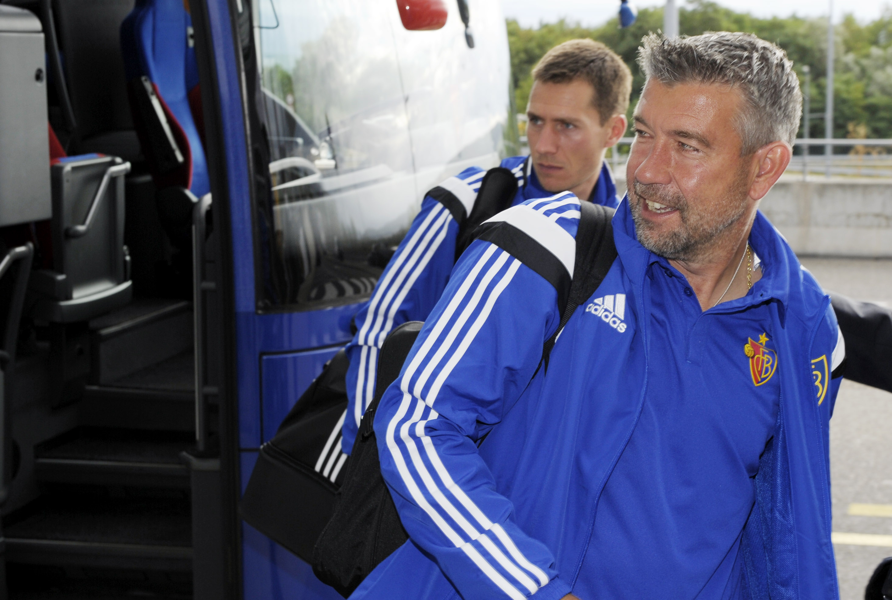 28.07.2015; Poznan; Fussball Champions League Qualifikation; Urs Fischer, Trainer FC Basel, am Flughafen in Basel; (Steffen Schmidt/freshfocus)
