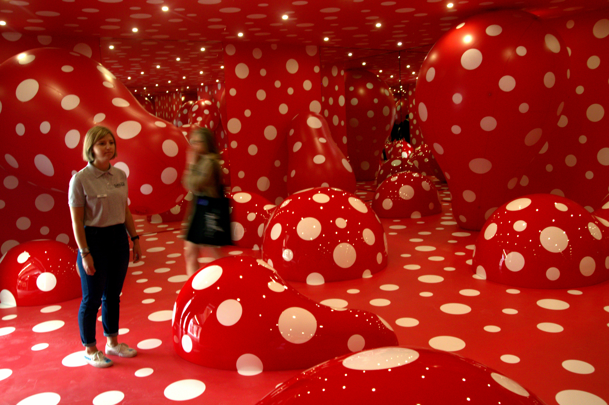 Yayoi Kusamas «Dot Obsession».