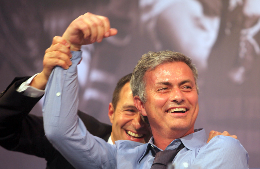 Jose Mourinho and Jorge Mendes at the Football Extravaganza at the Grovesnor House Hotel, London, Tuesday, March 22, 2011. (KEYSTONE/AP Photo/John Marshall JME)
