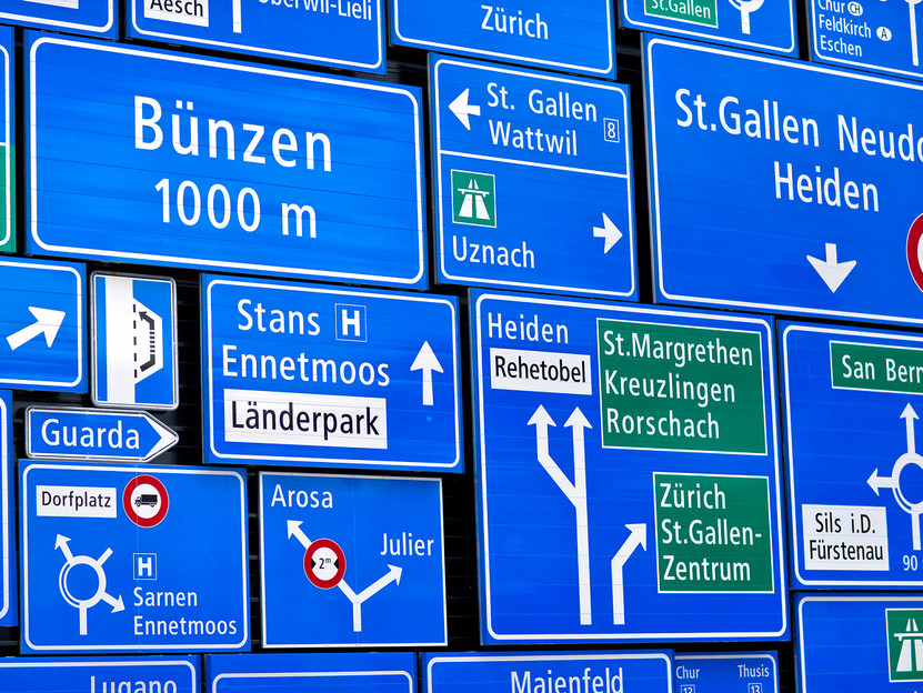 Nein, das ist nicht Helvetica.