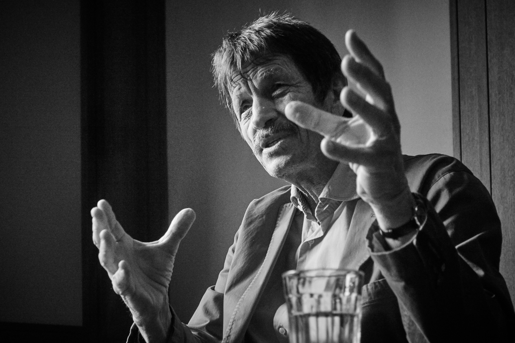 «Roger Köppel schickte einen eingeschriebenen Brief an den Präsidenten des Universitätsrates, weil wir versuchten, die Finanzierung der ‹Weltwoche› offenzulegen.»