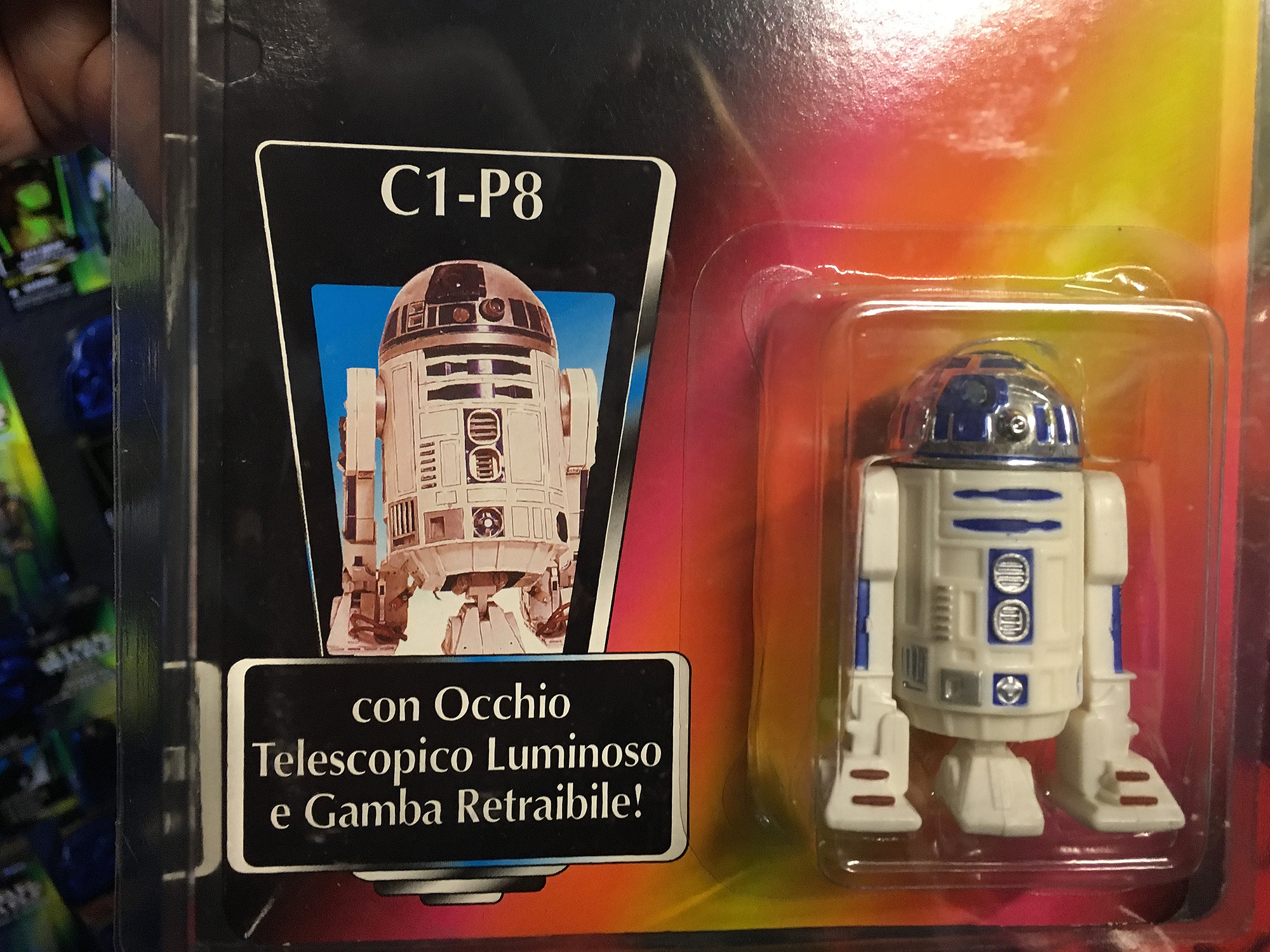 Eine kuriose Rarität: In der italienisch synchronisierten Fassung hiess R2-D2 anfänglich anders.  