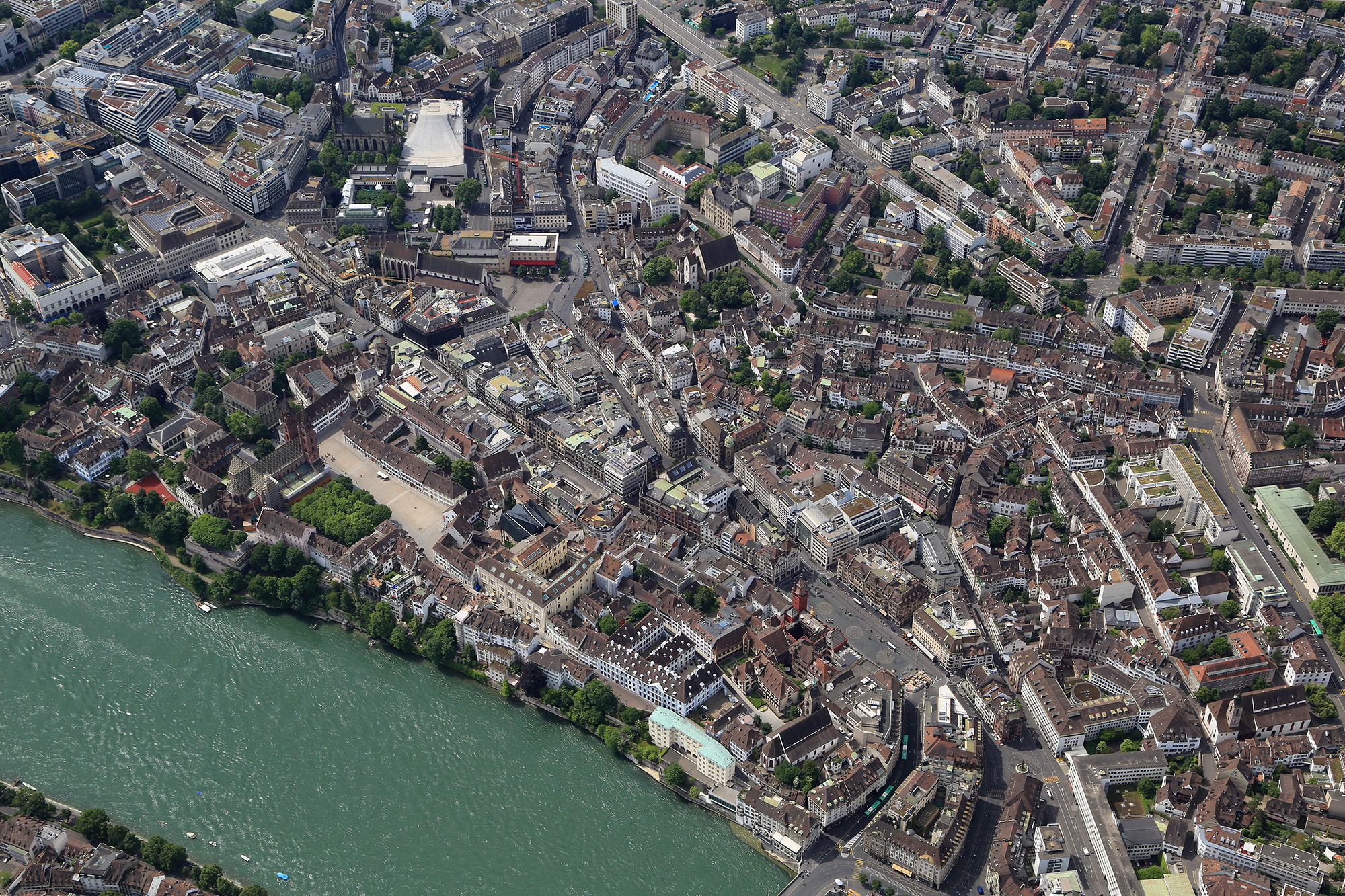 Der Vogelschaublick auf das Basel von heute