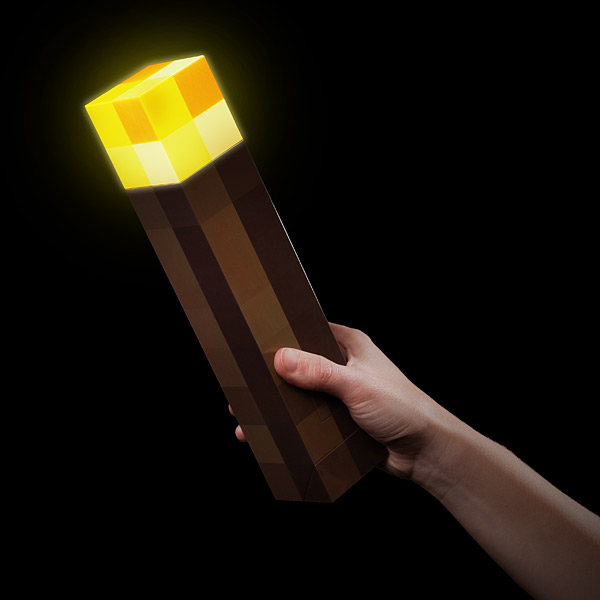 Die Minecraft Handtorch - pixelige Erleuchtung