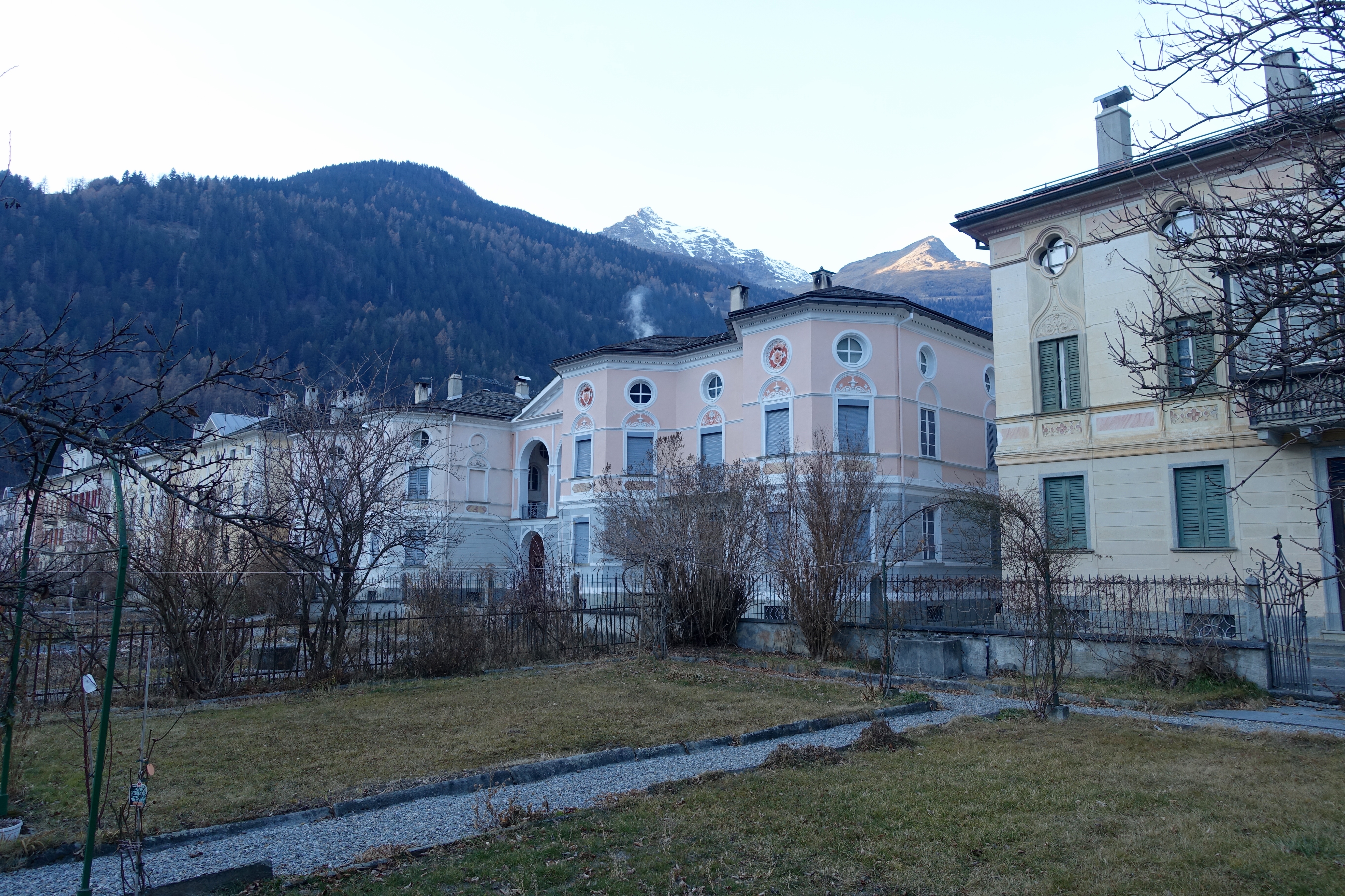 Die Palazzi der Zuckerbäcker an der Via di Palaz.