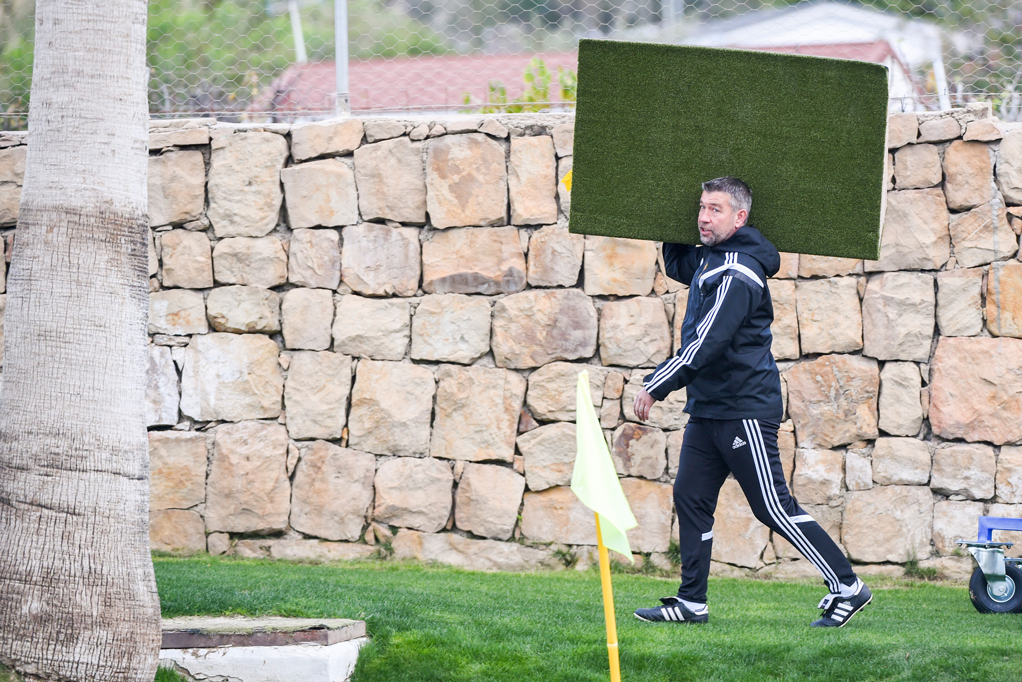15.01.2016; Marbella; Fussball Super League - Trainingslager FC Basel - Training FC Basel; Trainer Urs Fischer (Basel) (Andy Mueller/freshfocus)