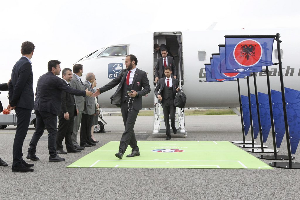 epa05348772 Player Shkelzen Gashi of Albania and teammates arrives at Lannion airport in Servel, France, 06 June 2016. The team of Albania arrived in France for the UEFA EURO 2016 that starts on 10 June. EPA/UEFA HANDOUT (Handout photo provided by UEFA. Only editorial use relating to the event described is permitted. Photo may be distributed to third parties to use for the same purpose provided that no charge is made) HANDOUT EDITORIAL USE ONLY/NO SALES/NO ARCHIVES