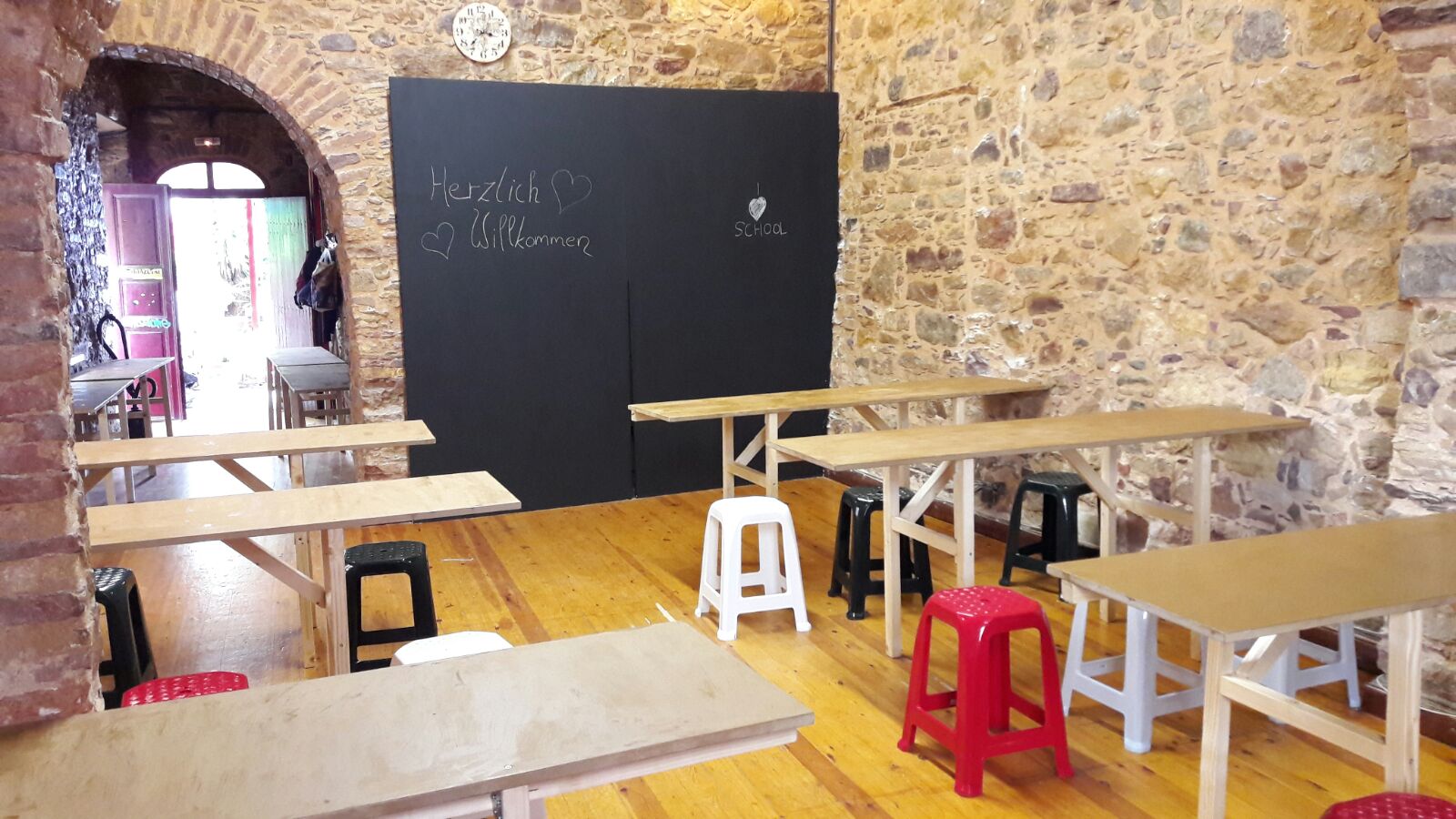«In Syrien hatten wir nie eine so schöne Schule», sagt eines der Kinder.
