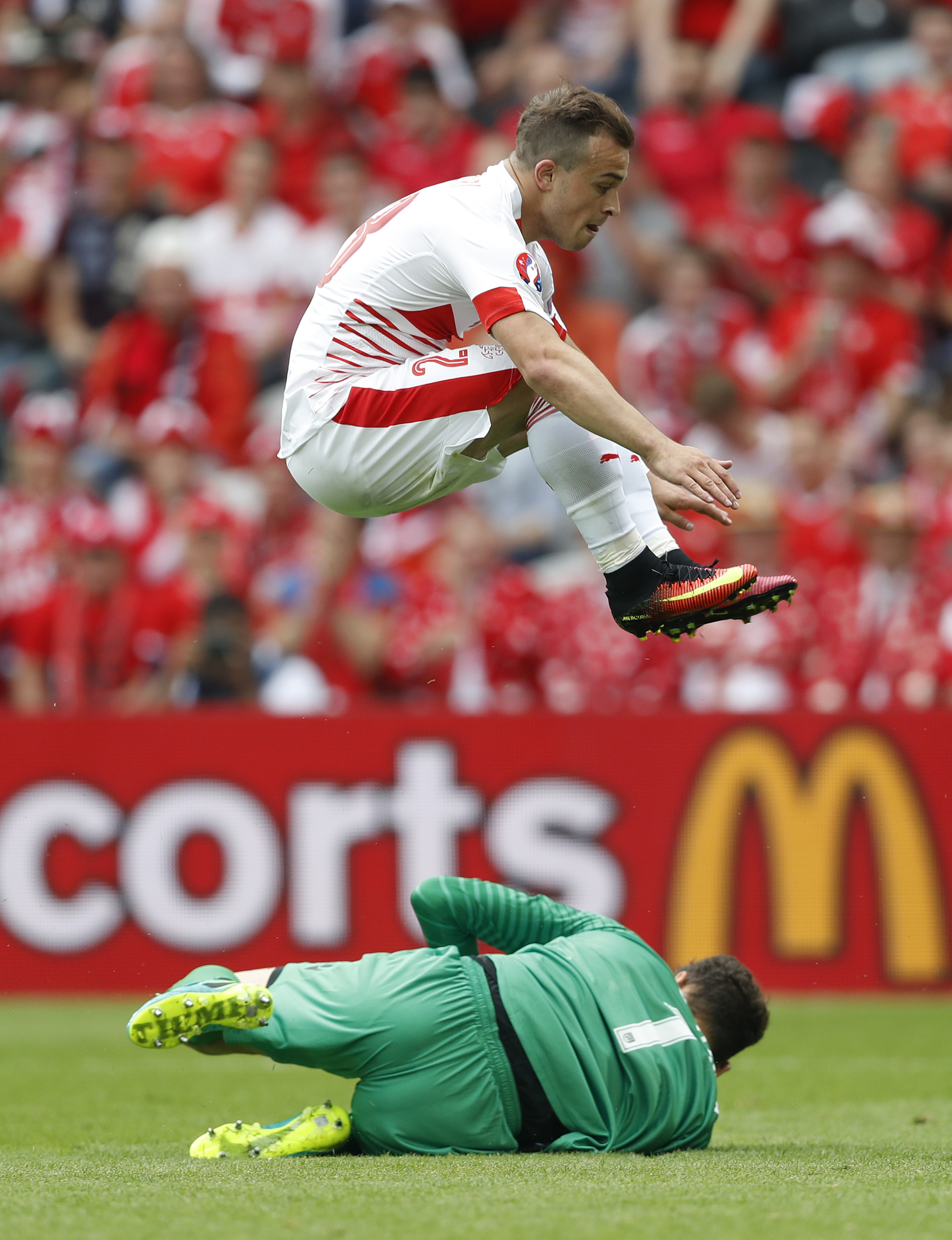 Football Soccer - Albania v Switzerland - EURO 2016 - Group A - Stade Bollaert-Delelis, Lens, France - 11/6/16 Switzerland's Xherdan Shaqiri in action with Albania's Etrit Berisha REUTERS/Carl Recine Livepic