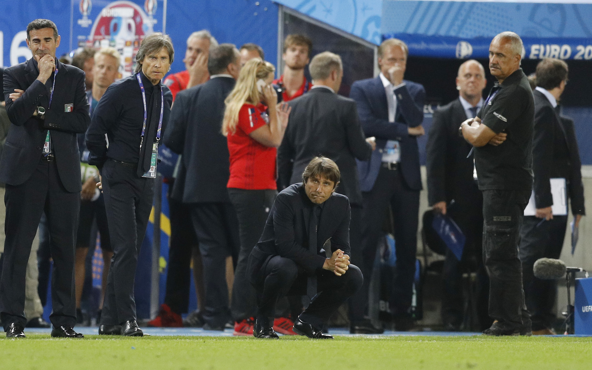 Football Soccer - Germany v Italy - EURO 2016 - Quarter Final - Stade de Bordeaux, Bordeaux, France - 2/7/16 Italy head coach Antonio Conte during the penalty shootout REUTERS/Darren Staples Livepic