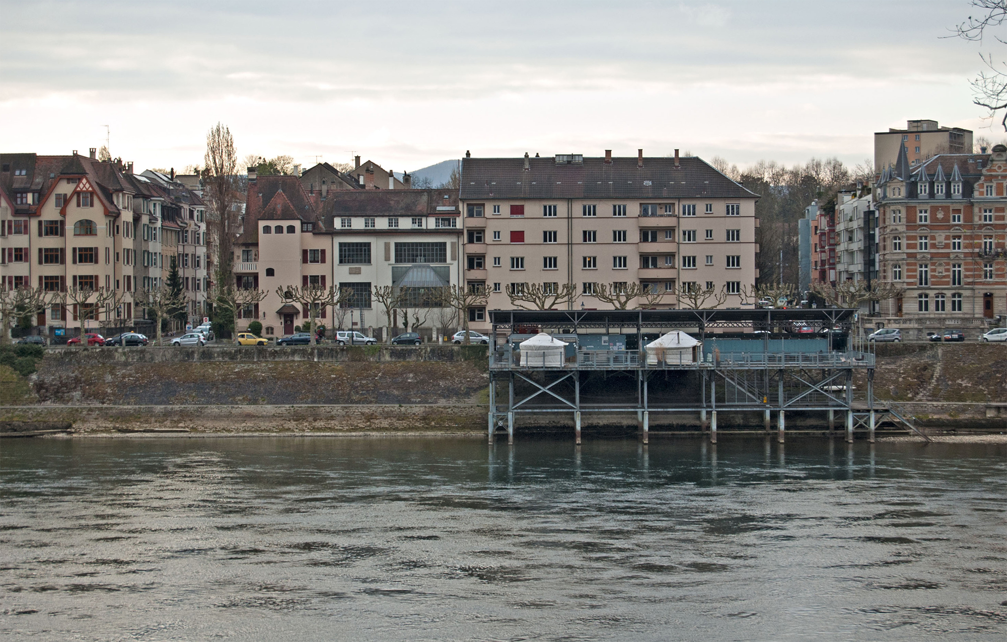 Das Rheinbad Breite ist halb so gross wie anno 1898.