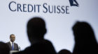 Kein guter Wochenstart für die CS - ihre Aktien verlieren erneut an Boden. Im Bild der CS-Chef Tidjane Thiam. (Archiv)
