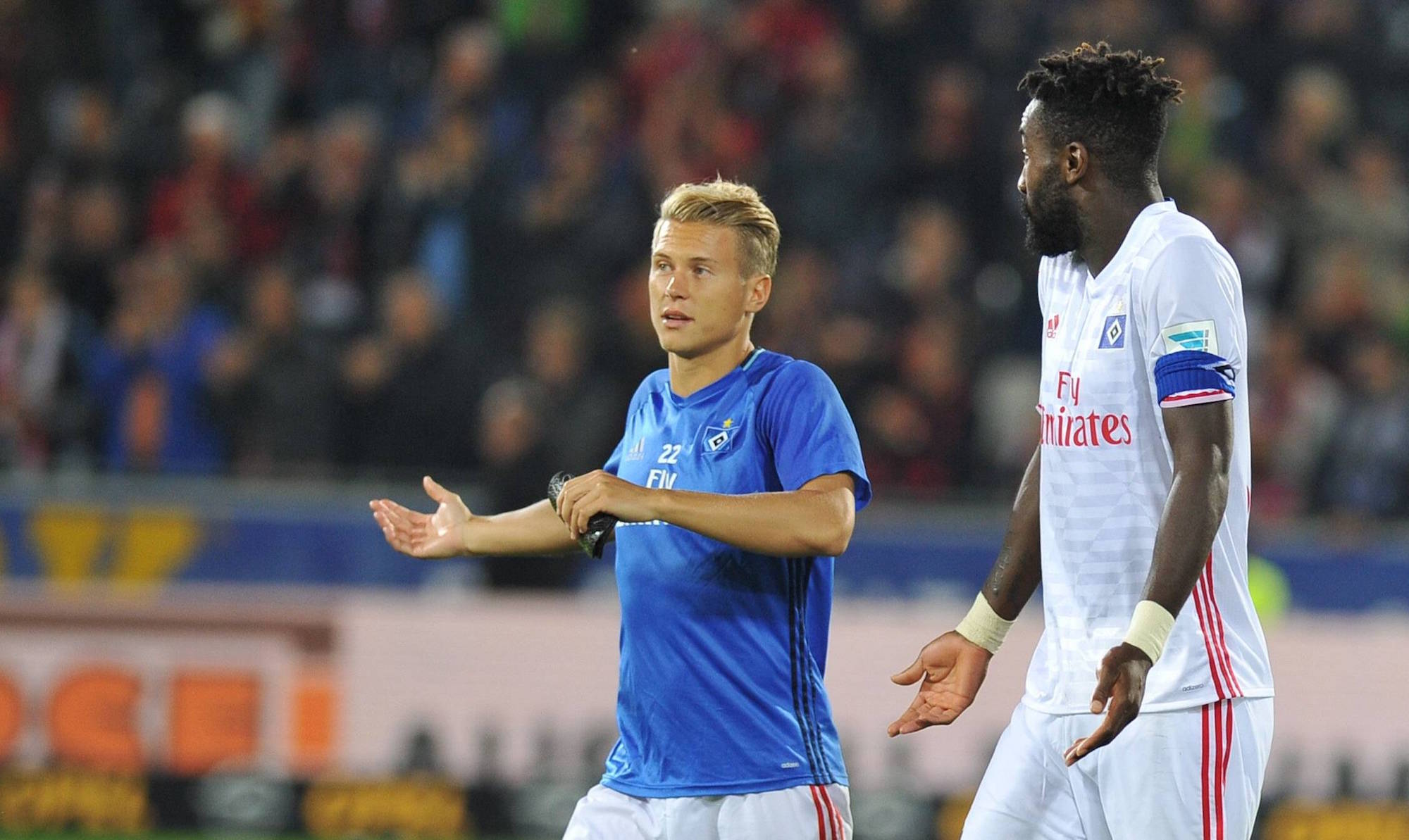 (l.) Matthias Ostrzolek (Hamburger SV) (r.) Johan Djourou (Hamburger SV) beim Spiel SC Freiburg vs Hamburger SV, am 20.09.2016. Freiburg Copyright: xLaegler/xEibner-Pressefotox EP_SLR l Matthias Ostrzolek Hamburg SV r Johan Djourou Hamburg SV the Game SC Freiburg vs Hamburg SV at 20 09 2016 Freiburg Copyright xLaegler xEibner Pressefotox EP_SLR