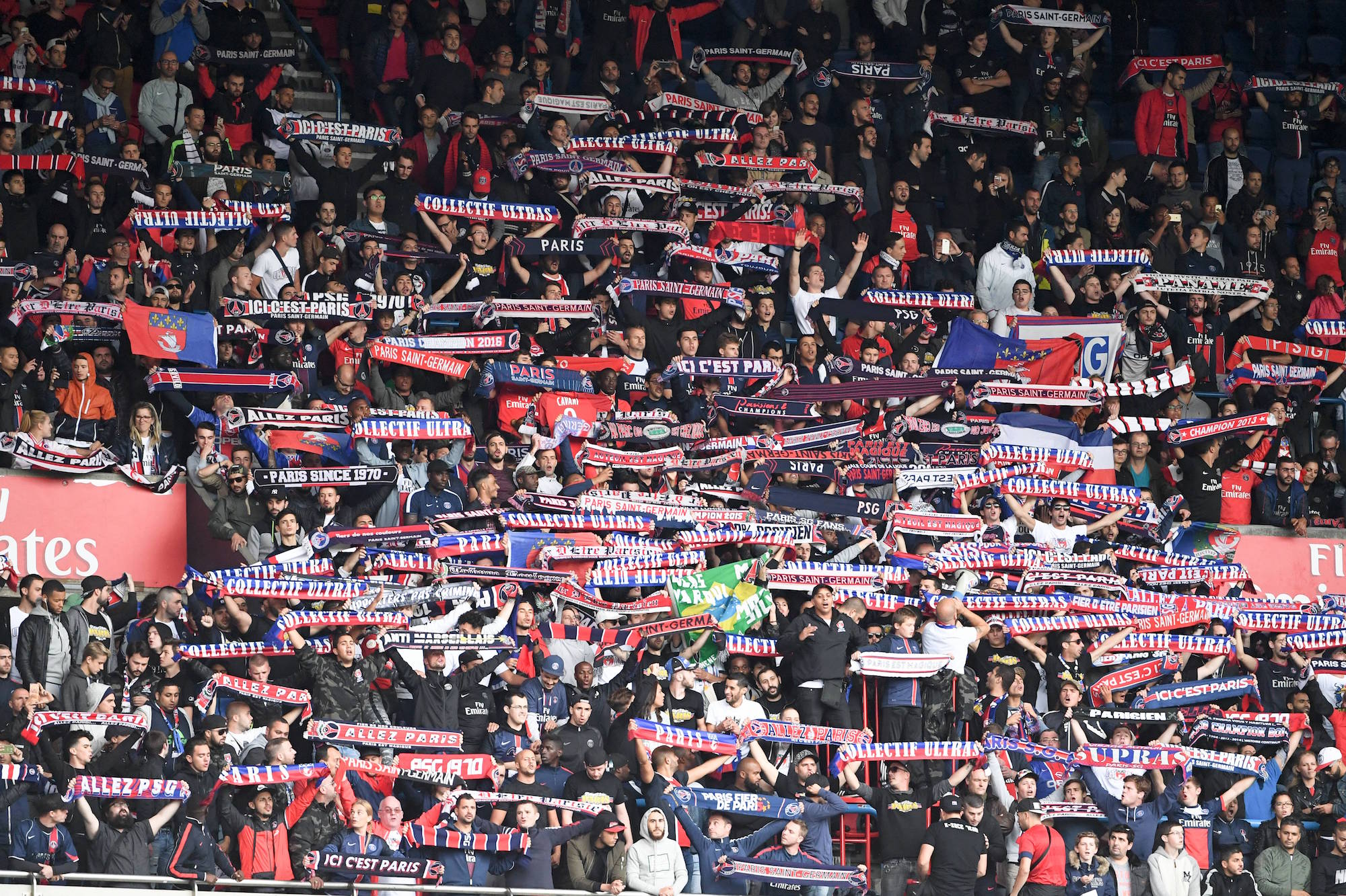 ILLUSTRATION - Fans FOOTBALL : Paris St. Germain (PSG) - Girondins Bordeaux - Ligue 1 - 01/10/2016 FEPx PUBLICATIONxNOTxINxFRAxITAxBEL Illustration supporters Football Paris St Germain PSG Girondins Bordeaux Ligue 1 01 10 2016 FEPx PUBLICATIONxNOTxINxFRAxITAxBEL
