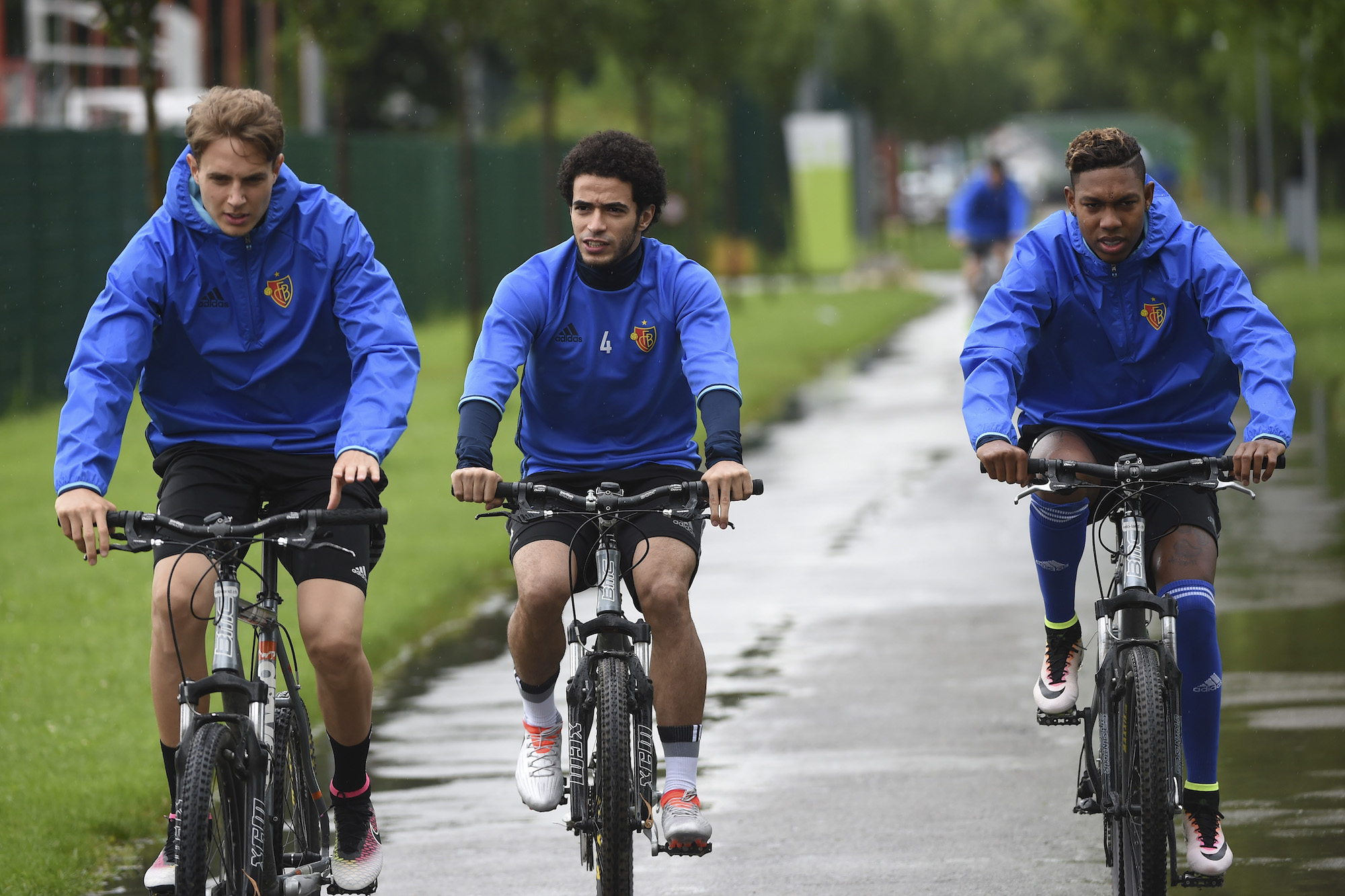 Kandidaten für die Basler Startelf gegen Luzern: Daniel Hoegh (links) und Omar Gaber (Mitte). Eher keine Rolle spielt Jean-Paul Boëtius (rechts).