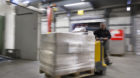 Der Schweizer Arbeitsmarkt zieht wieder an. Besonders Fachkräfte, beispielsweise in der Logistik, werden gesucht. (Archivbil