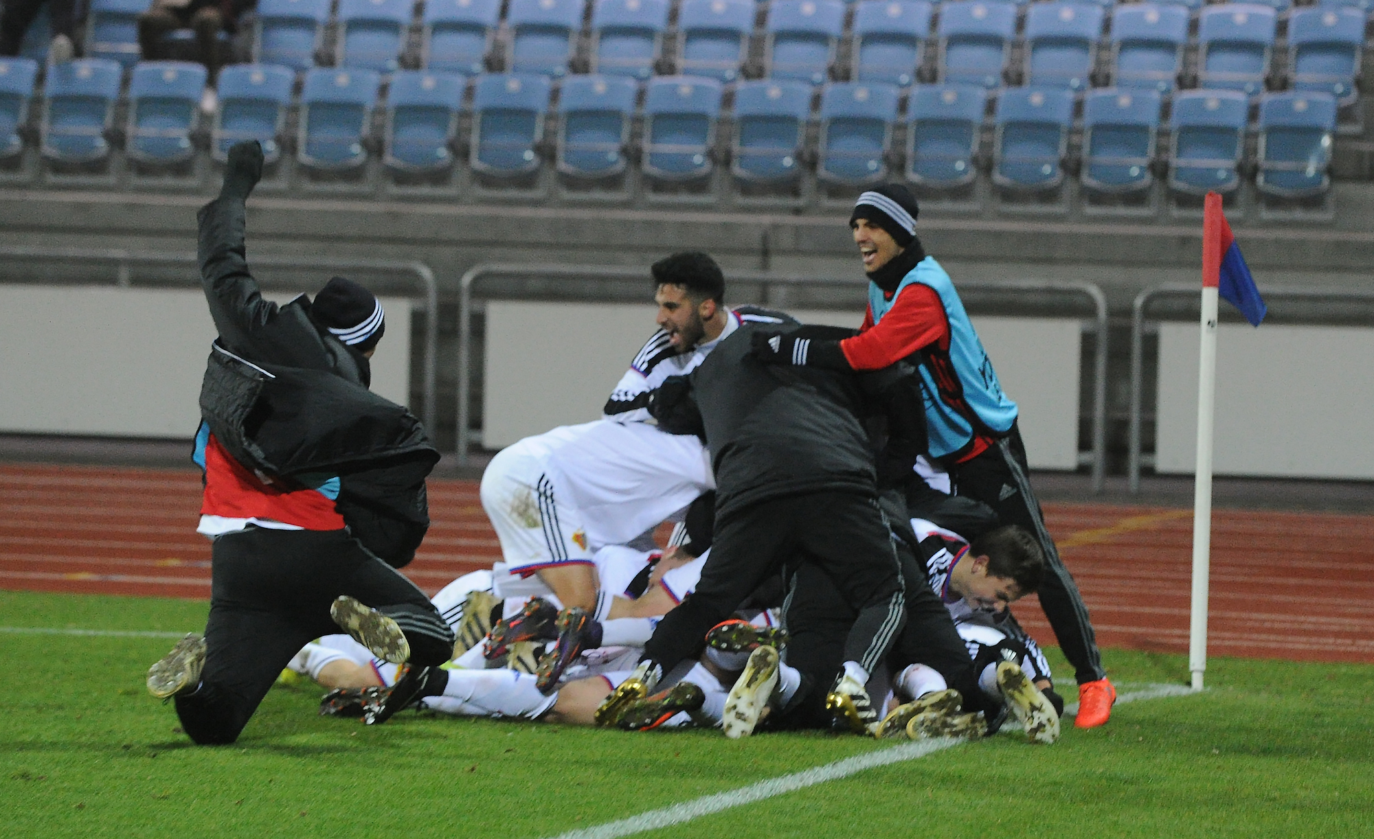 tor fc basel gegen arsenal 1 zu 1 seb liechti untersgt champions youth league fcb erreiuchgtr durch ein eins zu eins die ko runsde bild meinrad schön
