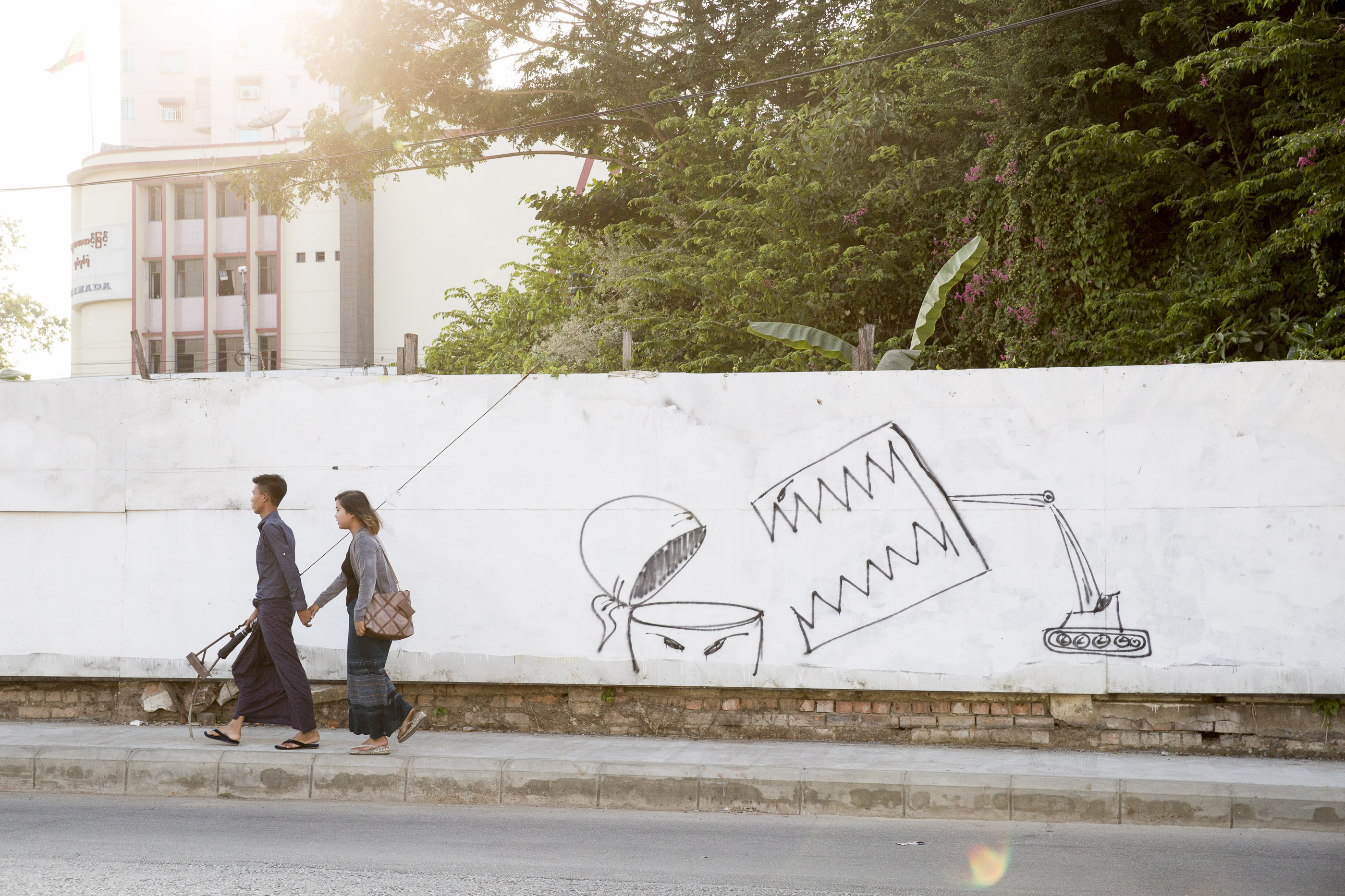 Kampf gegen Missstände: Thaiddhis Graffitis gegen den grassierenden Bau-Boom.