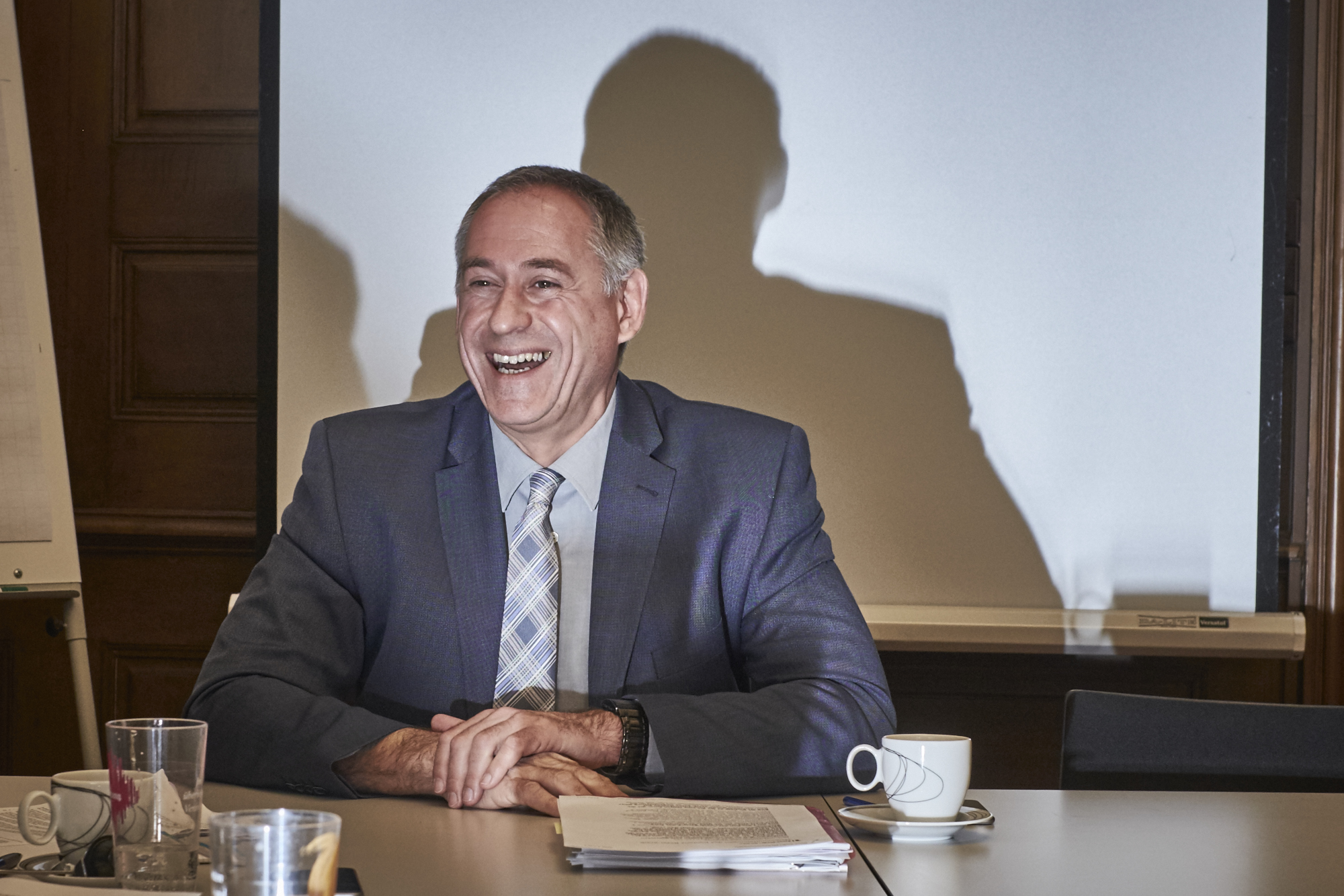 ...alles klar? Das Lachen hat Hans-Peter Wessels definitiv noch nicht verlernt.