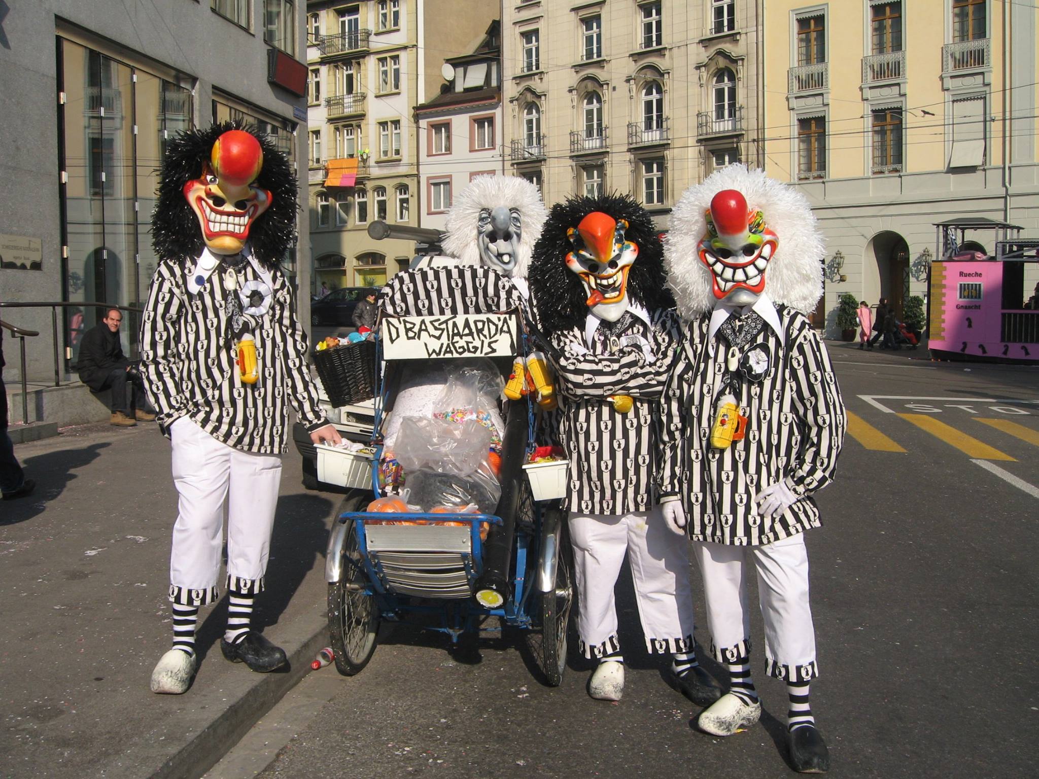 Die «Bastaardä-Waggis» 2008 an ihrer ersten gemeinsamen Fasnacht.