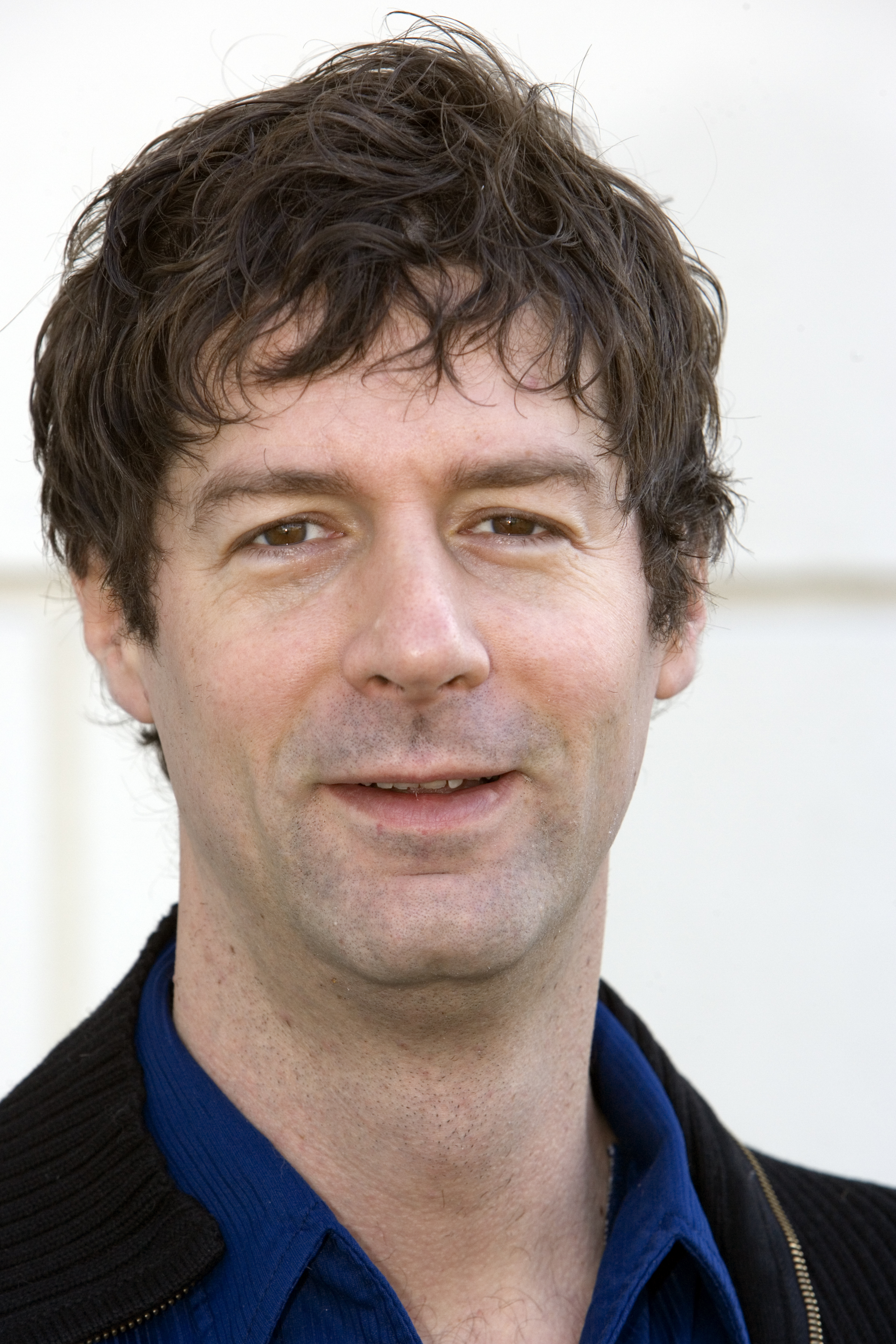 Christoph Moerikofer (*1964) ist Schauspieler, Regisseur und Hochschul-Dozent. Er hat zusammen mit zwei Mitstreitern den Verein «Zukunft.Klybeck» gegründet, um der Mitsprache der Bevölkerung beim Planungsprozess Klybeck plus mehr Gewicht zu verleihen.