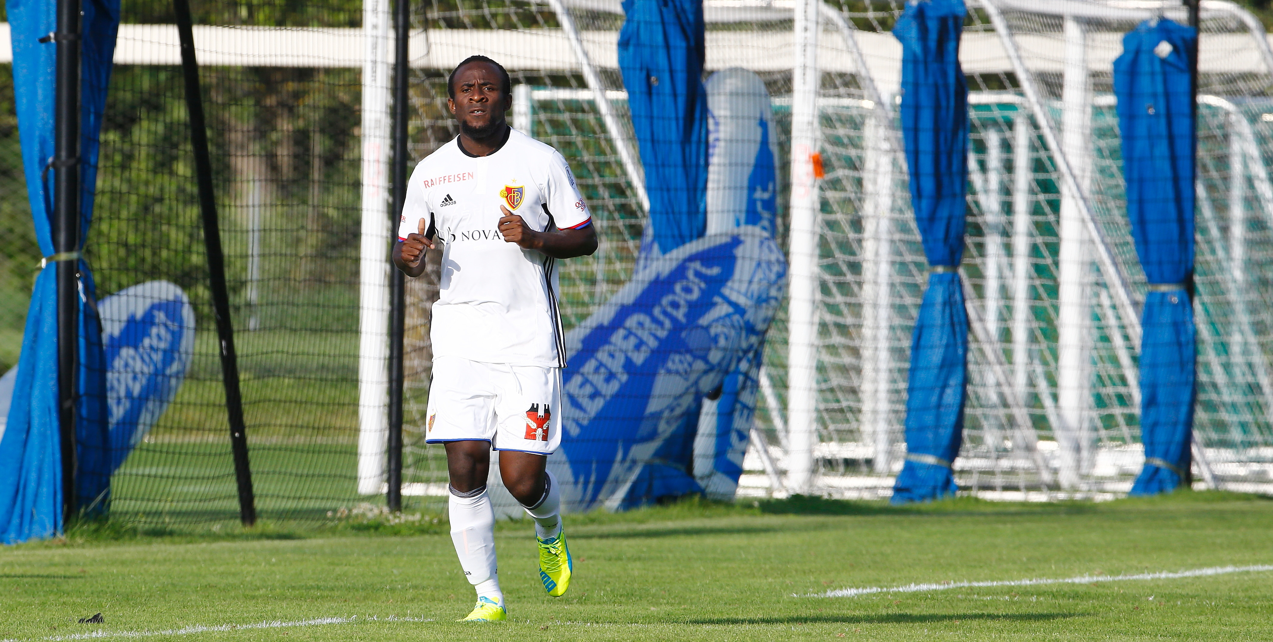 08.07.2016 FCB Campus , Saison 2016/2017 Herren Fussball Testspiel FC Basel - FC Lausanne Sport Seydou Doumbia (FC Basel) (c) Manuel Geisser