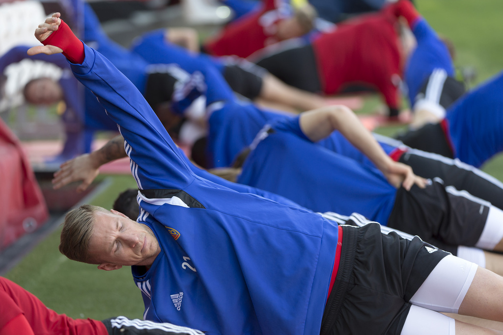 Marc Janko of Switzerland's soccer team FC Basel during a training session in the Ramon Sanchez Pizjuan stadium in Sevilla, Spain, on Wednesday, March 16, 2016. Switzerland's FC Basel 1893 is scheduled to play against Spain's Sevilla Futbol Club in an UEFA Europa League Round of 16 second leg soccer match on Thursday, March 17, 2016. (KEYSTONE/Georgios Kefalas)