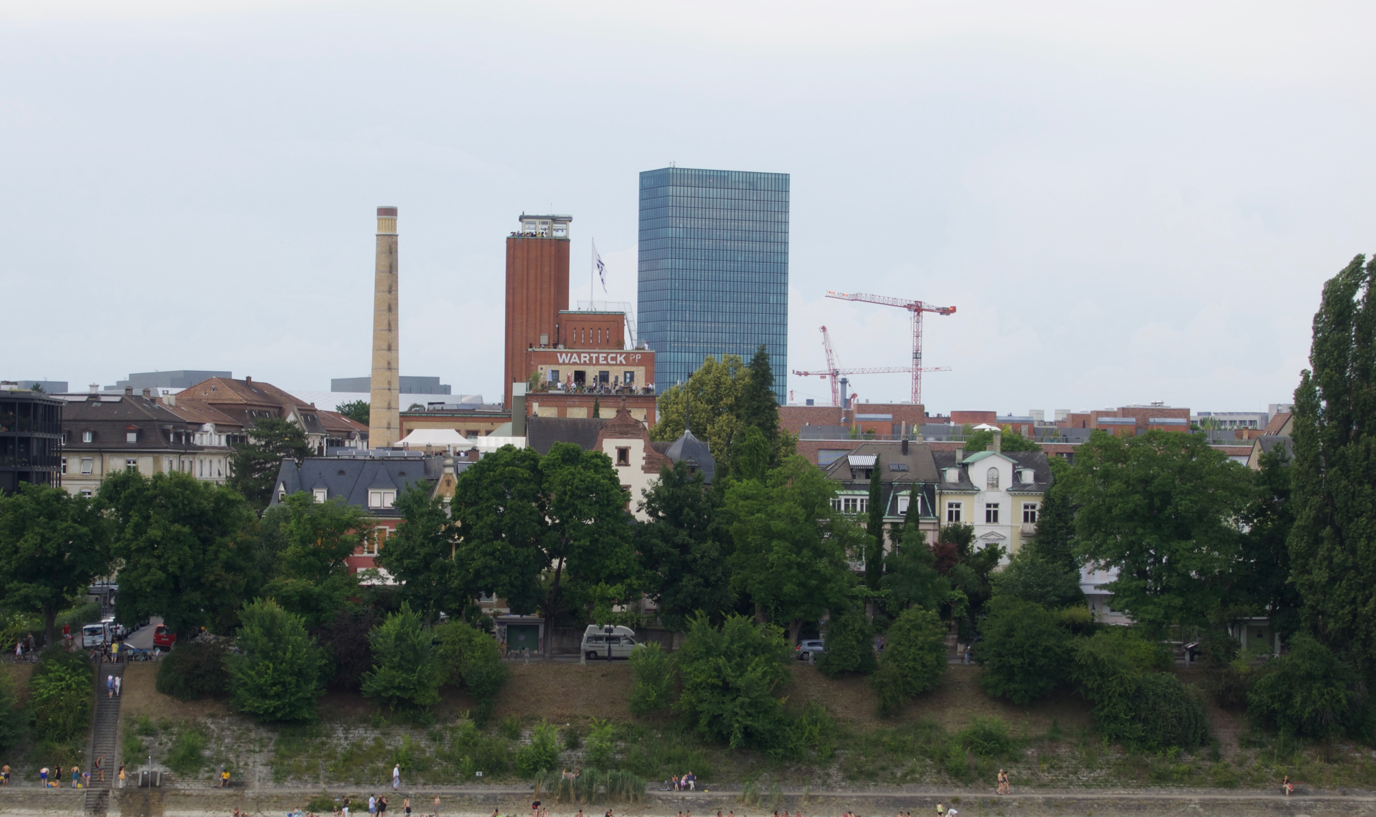Blick zurück von der Museumsdachbar auf die Messedachbar.